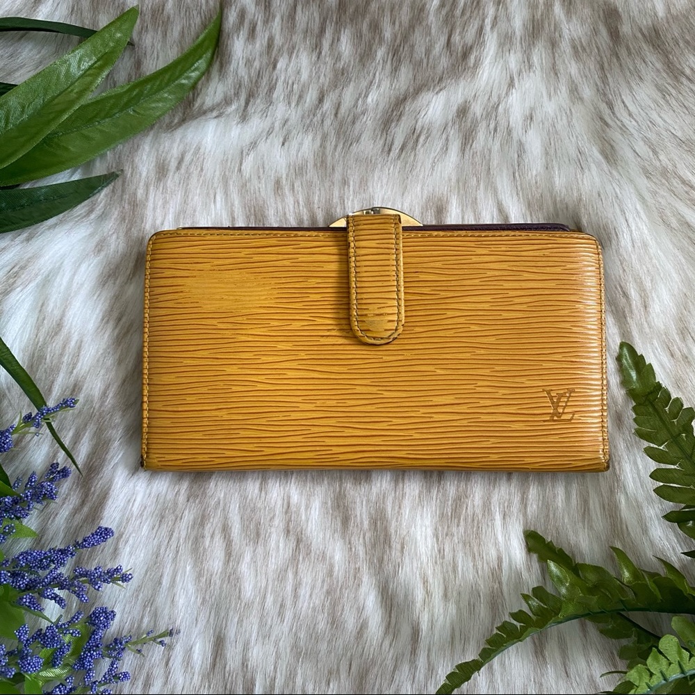 LV Louis Vuitton Epi Wallet
